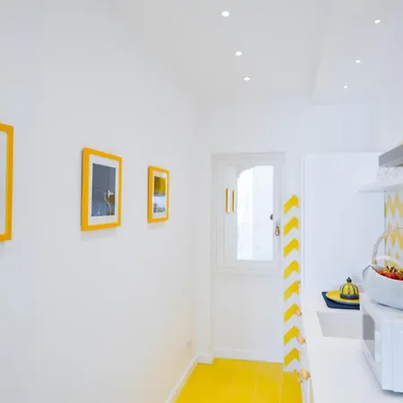 House Metafora -