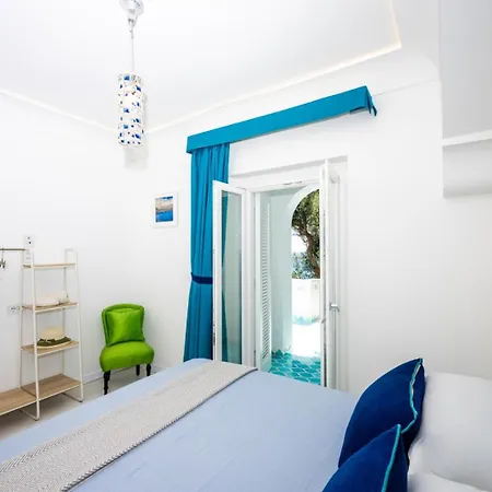 House Metafora -